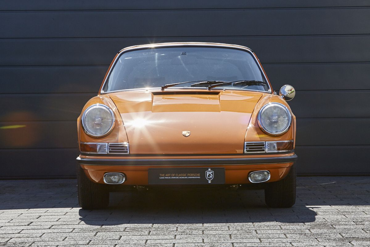 PS Automobile Porsche911 22s Orange 21